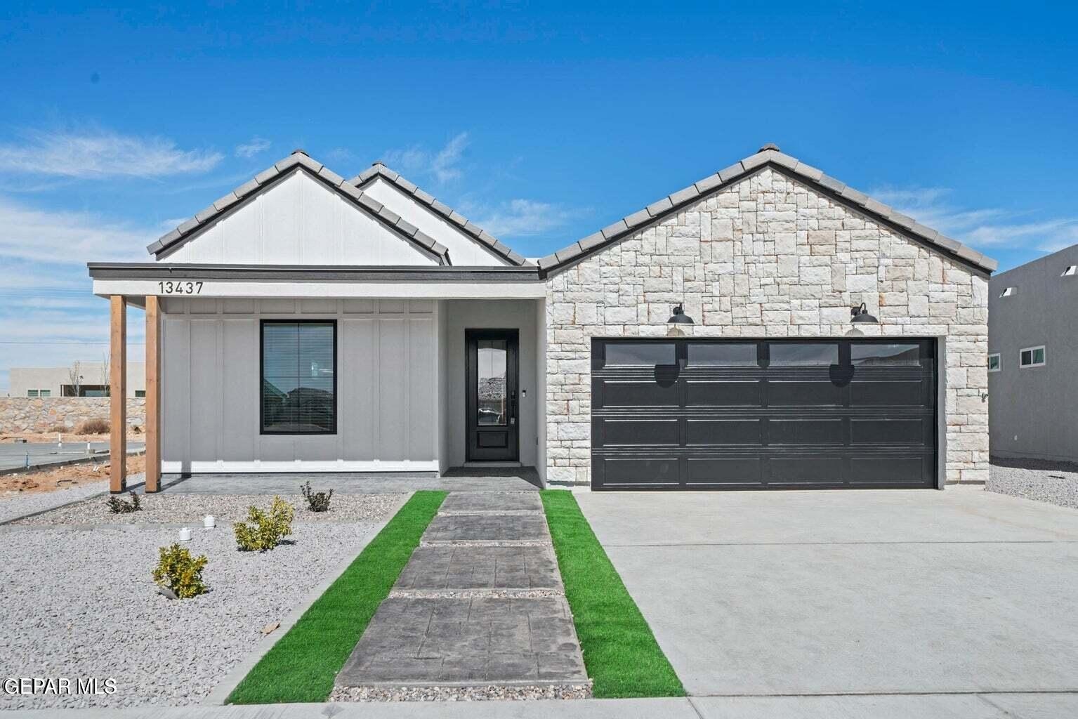 201 Emerald Gold, El Paso, TX 79928, 4 Bedrooms Bedrooms, ,3 BathroomsBathrooms,Residential,For Sale,201 Emerald Gold,922955
