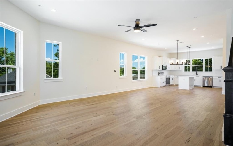 270 Harris Street, Lewisville, TX 75057, 3 Habitaciones Habitaciones , ,3 BañosBaños,Residential,En Venta,270 Harris Street,20930453