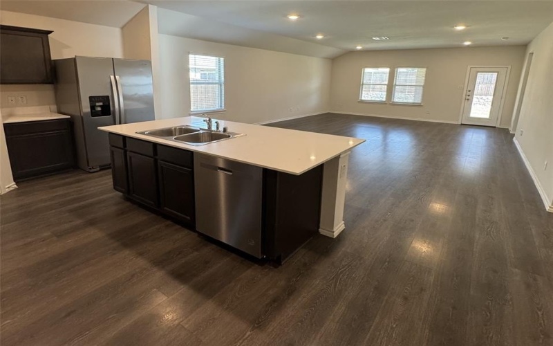 300 Ginger Avenue, Anna, TX 75409, 4 Habitaciones Habitaciones , ,2 BañosBaños,Residential Lease,En Alquiler,300 Ginger Avenue,20933285
