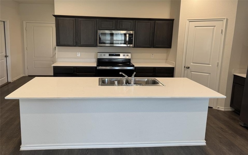 300 Ginger Avenue, Anna, TX 75409, 4 Habitaciones Habitaciones , ,2 BañosBaños,Residential Lease,En Alquiler,300 Ginger Avenue,20933285