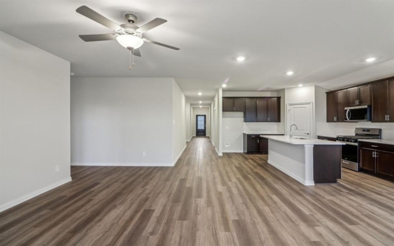 968 Linden Court, Lavon, TX 75166, 4 Bedrooms Bedrooms, ,3 BathroomsBathrooms,Residential,For Sale,968 Linden Court,20940782