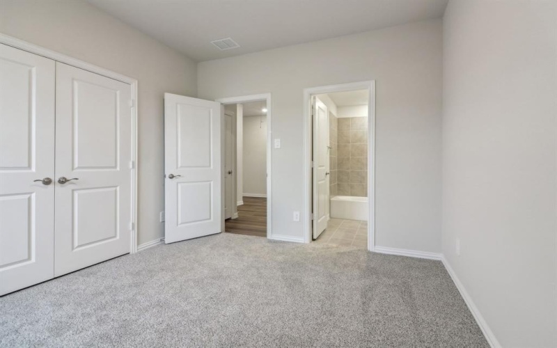 968 Linden Court, Lavon, TX 75166, 4 Bedrooms Bedrooms, ,3 BathroomsBathrooms,Residential,For Sale,968 Linden Court,20940782
