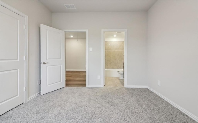 968 Linden Court, Lavon, TX 75166, 4 Bedrooms Bedrooms, ,3 BathroomsBathrooms,Residential,For Sale,968 Linden Court,20940782