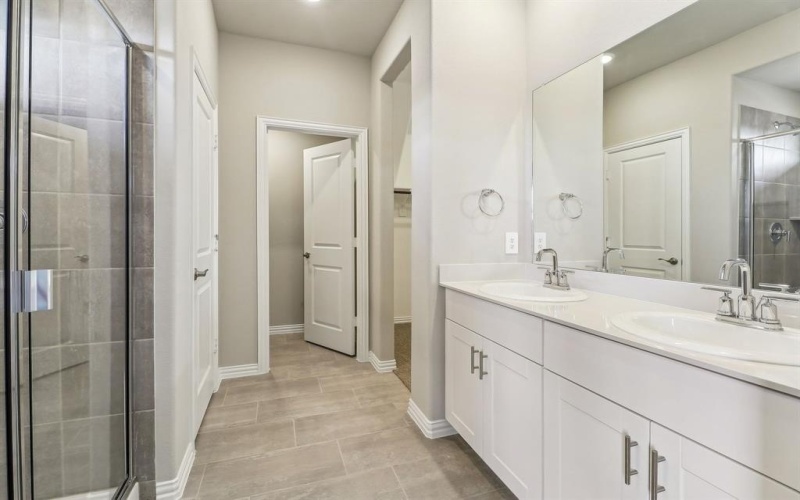 975 Dayflower Court, Lavon, TX 75166, 3 Bedrooms Bedrooms, ,2 BathroomsBathrooms,Residential,For Sale,975 Dayflower Court,20940789