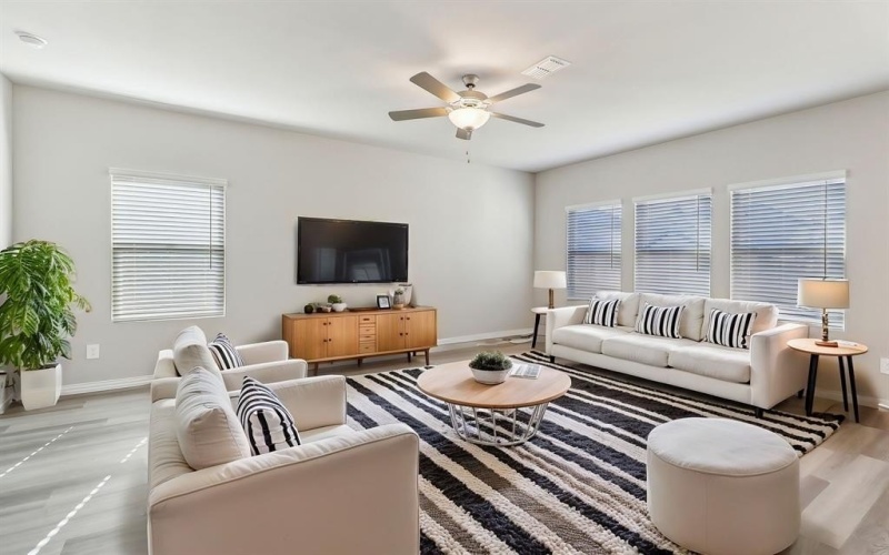 975 Dayflower Court, Lavon, TX 75166, 3 Bedrooms Bedrooms, ,2 BathroomsBathrooms,Residential,For Sale,975 Dayflower Court,20940789