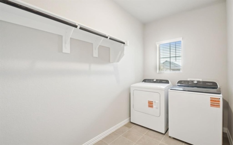 957 Dayflower Court, Lavon, TX 75166, 3 Bedrooms Bedrooms, ,2 BathroomsBathrooms,Residential,For Sale,957 Dayflower Court,20940795
