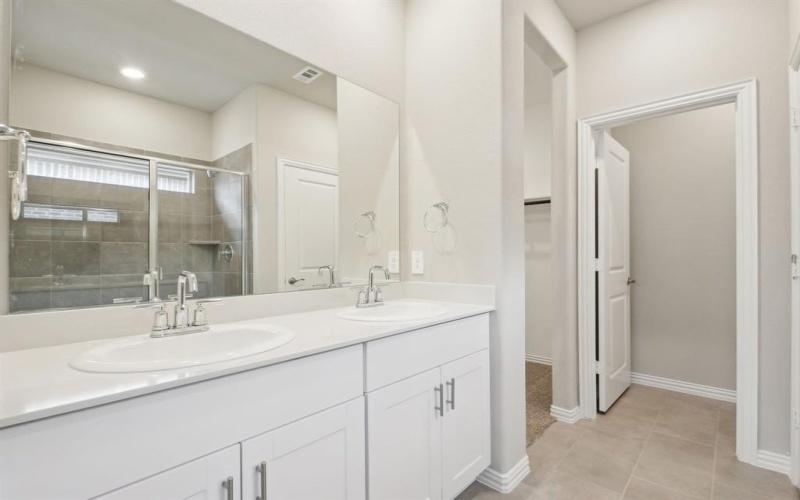 957 Dayflower Court, Lavon, TX 75166, 3 Bedrooms Bedrooms, ,2 BathroomsBathrooms,Residential,For Sale,957 Dayflower Court,20940795