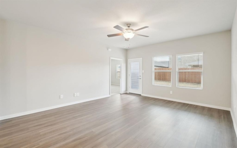 957 Dayflower Court, Lavon, TX 75166, 3 Bedrooms Bedrooms, ,2 BathroomsBathrooms,Residential,For Sale,957 Dayflower Court,20940795
