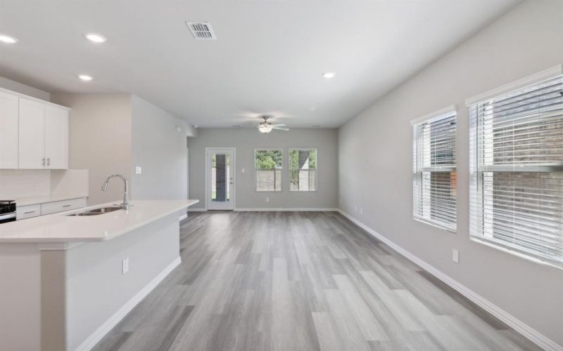 951 Dayflower Court, Lavon, TX 75166, 4 Bedrooms Bedrooms, ,2 BathroomsBathrooms,Residential,For Sale,951 Dayflower Court,20940798