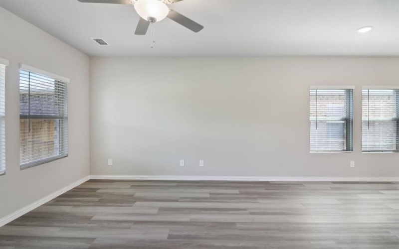 951 Dayflower Court, Lavon, TX 75166, 4 Bedrooms Bedrooms, ,2 BathroomsBathrooms,Residential,For Sale,951 Dayflower Court,20940798