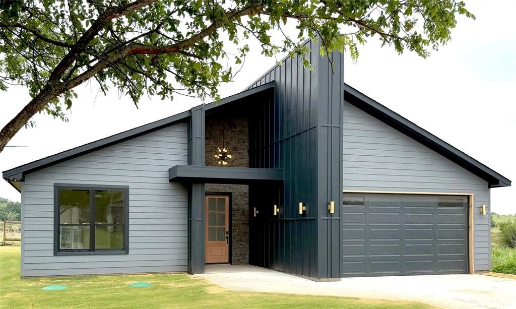 5517 Stonegate Circle, Granbury, TX 76048, 3 Bedrooms Bedrooms, ,2 BathroomsBathrooms,Residential,For Sale,5517 Stonegate Circle,20941596