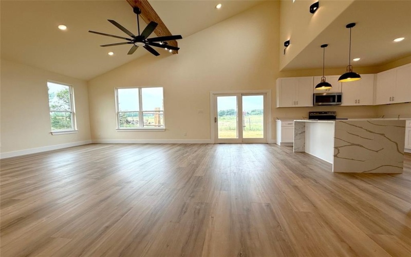 5517 Stonegate Circle, Granbury, TX 76048, 3 Bedrooms Bedrooms, ,2 BathroomsBathrooms,Residential,For Sale,5517 Stonegate Circle,20941596