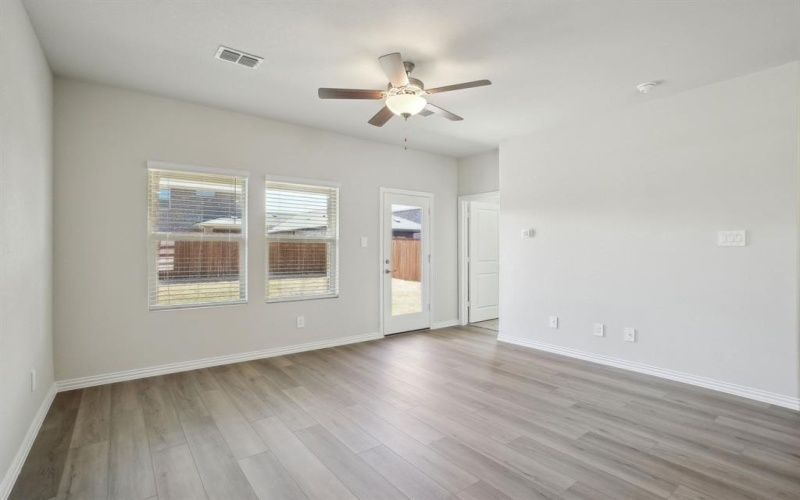 511 Willet Drive, McKinney, TX 75069, 4 Bedrooms Bedrooms, ,2 BathroomsBathrooms,Residential,For Sale,511 Willet Drive,20942067