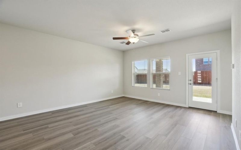 511 Willet Drive, McKinney, TX 75069, 4 Bedrooms Bedrooms, ,2 BathroomsBathrooms,Residential,For Sale,511 Willet Drive,20942067