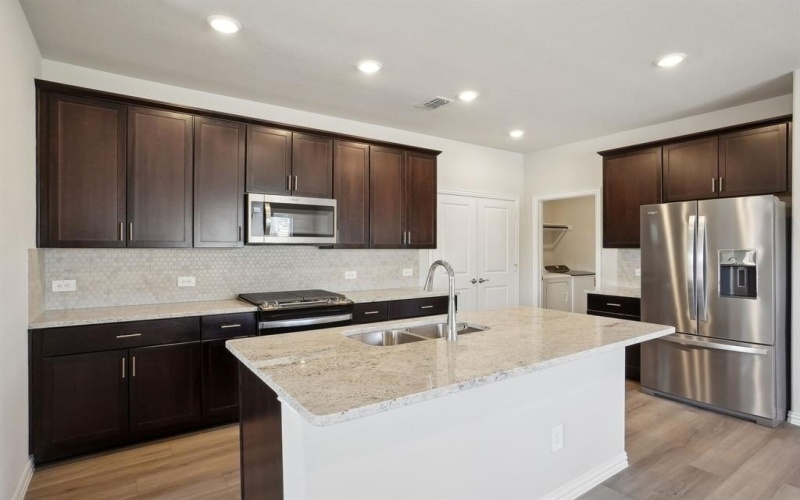 511 Willet Drive, McKinney, TX 75069, 4 Bedrooms Bedrooms, ,2 BathroomsBathrooms,Residential,For Sale,511 Willet Drive,20942067