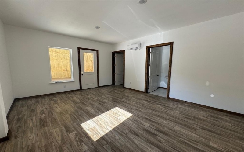 1401 Ranger Highway #301, Weatherford, TX 76086, ,Other,For Sale,1401 Ranger Highway,20942200