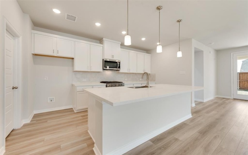 4112 Tarlton Road, Little Elm, TX 75068, 3 Bedrooms Bedrooms, ,2 BathroomsBathrooms,Residential,For Sale,4112 Tarlton Road,20942258
