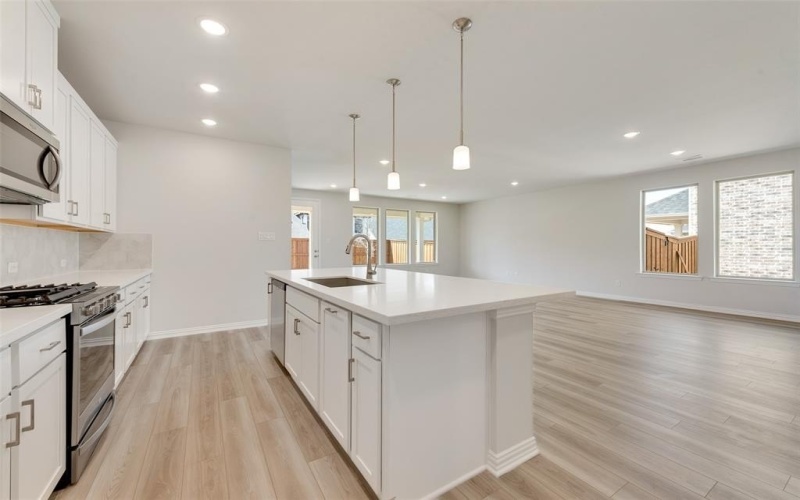 4112 Tarlton Road, Little Elm, TX 75068, 3 Bedrooms Bedrooms, ,2 BathroomsBathrooms,Residential,For Sale,4112 Tarlton Road,20942258