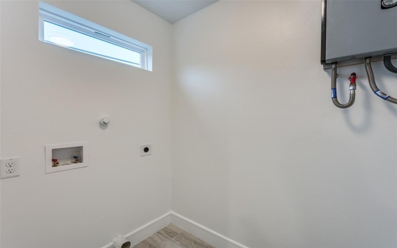 1632 E Arlington Avenue, Fort Worth, TX 76104, 3 Bedrooms Bedrooms, ,2 BathroomsBathrooms,Residential Lease,For Rent,1632 E Arlington Avenue,20942417