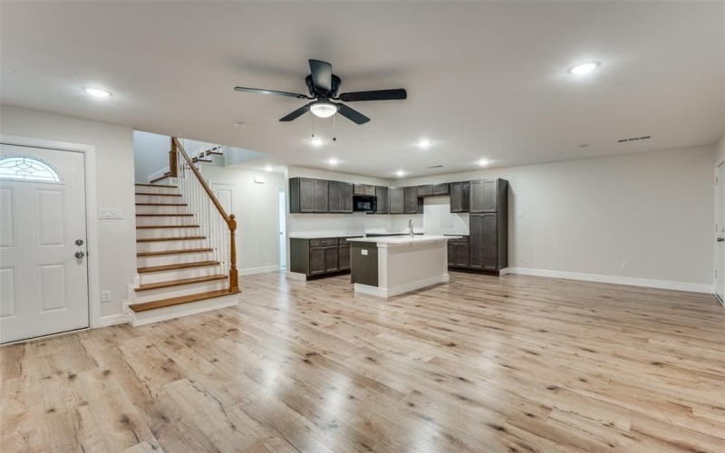 1632 E Arlington Avenue, Fort Worth, TX 76104, 3 Bedrooms Bedrooms, ,2 BathroomsBathrooms,Residential Lease,For Rent,1632 E Arlington Avenue,20942417