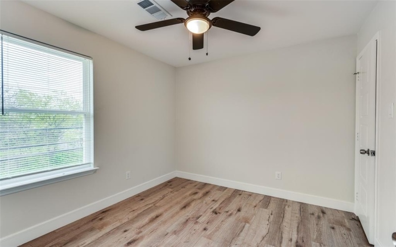1632 E Arlington Avenue, Fort Worth, TX 76104, 3 Bedrooms Bedrooms, ,2 BathroomsBathrooms,Residential Lease,For Rent,1632 E Arlington Avenue,20942417
