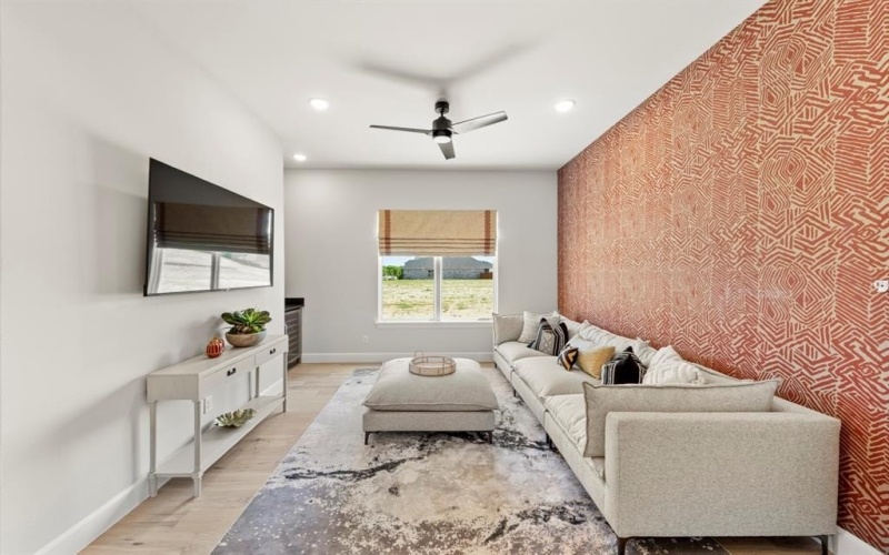 1015 Olympic Drive, Rockwall, TX 75087, 3 Bedrooms Bedrooms, ,2 BathroomsBathrooms,Residential,For Sale,1015 Olympic Drive,20942732