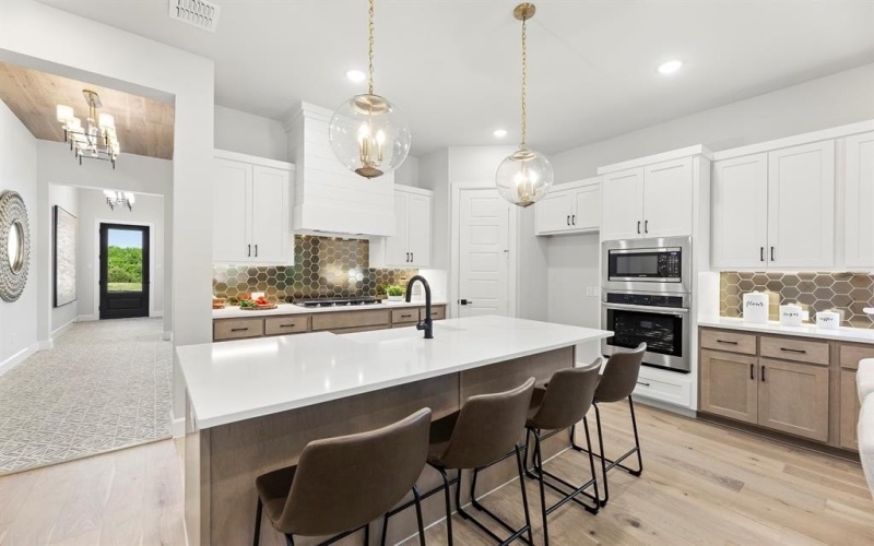 1015 Olympic Drive, Rockwall, TX 75087, 3 Bedrooms Bedrooms, ,2 BathroomsBathrooms,Residential,For Sale,1015 Olympic Drive,20942732