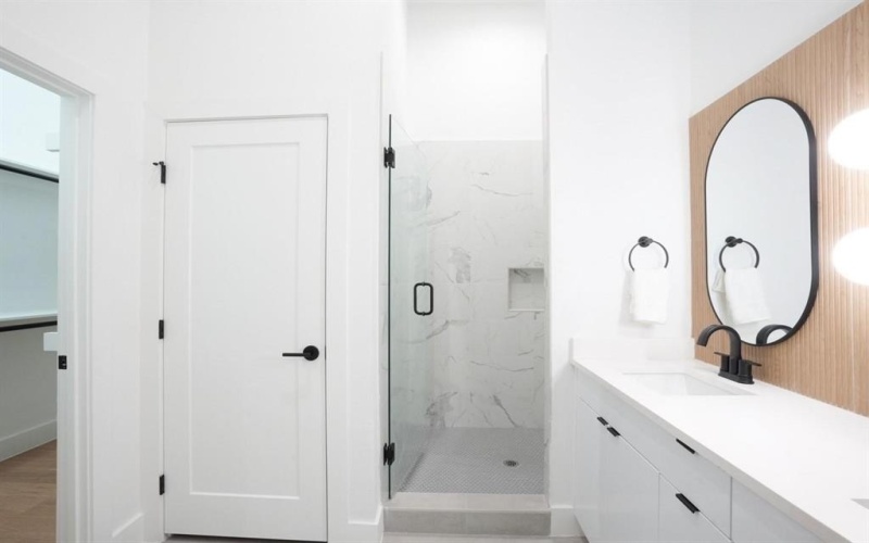 629 N Tyler Street #101-108, Dallas, TX 75208, ,Commercial Sale,For Sale,629 N Tyler Street,20943117