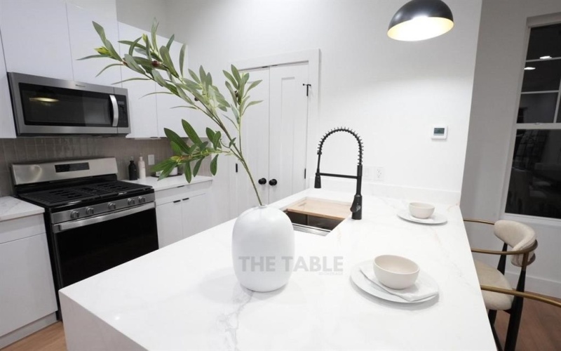 629 N Tyler Street #101-108, Dallas, TX 75208, ,Commercial Sale,For Sale,629 N Tyler Street,20943117