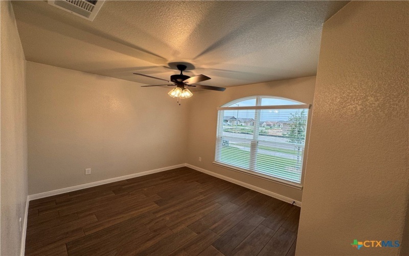 141 Atlas Avenue, Killeen, TX 76542, 4 Bedrooms Bedrooms, ,2 BathroomsBathrooms,Residential,For Sale,141 Atlas Avenue,580661