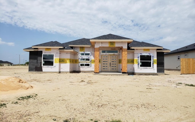 3206 ETHEL DR., Eagle Pass, TX 78852, 3 Bedrooms Bedrooms, ,2 BathroomsBathrooms,Residential,For Sale,3206 ETHEL DR.,81280