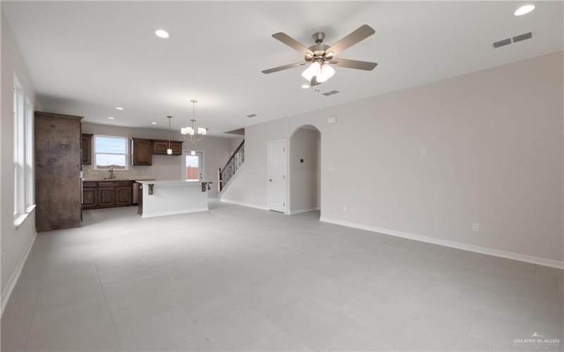2545 N Blue Sage Avenue, Edinburg, TX 78541, 3 Bedrooms Bedrooms, ,2 BathroomsBathrooms,Residential,For Sale,2545 N Blue Sage Avenue,471256