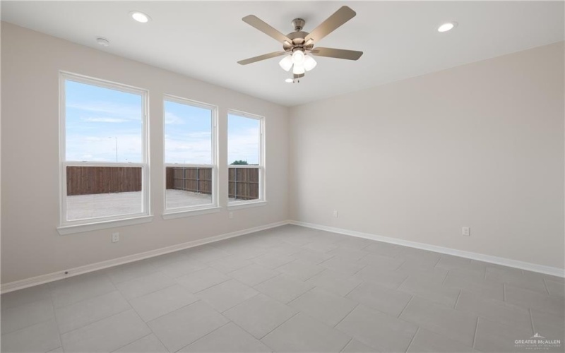 2545 N Blue Sage Avenue, Edinburg, TX 78541, 3 Bedrooms Bedrooms, ,2 BathroomsBathrooms,Residential,For Sale,2545 N Blue Sage Avenue,471256