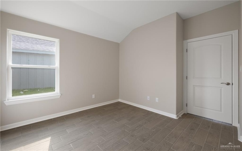 8438 N 34th Lane, McAllen, TX 78504, 3 Bedrooms Bedrooms, ,2 BathroomsBathrooms,Residential,For Sale,8438 N 34th Lane,471749