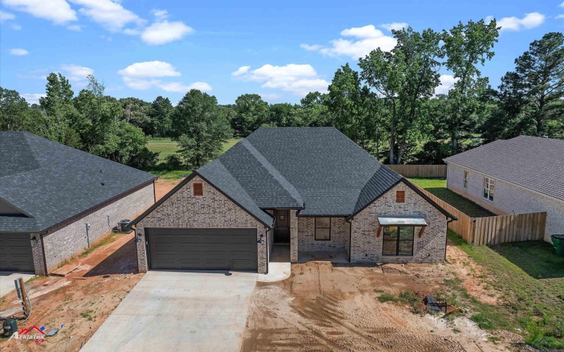 134 Hillcrest Drive, Gladewater, TX 75647, 4 Bedrooms Bedrooms, ,2 BathroomsBathrooms,Residential,For Sale,134 Hillcrest Drive,20253498