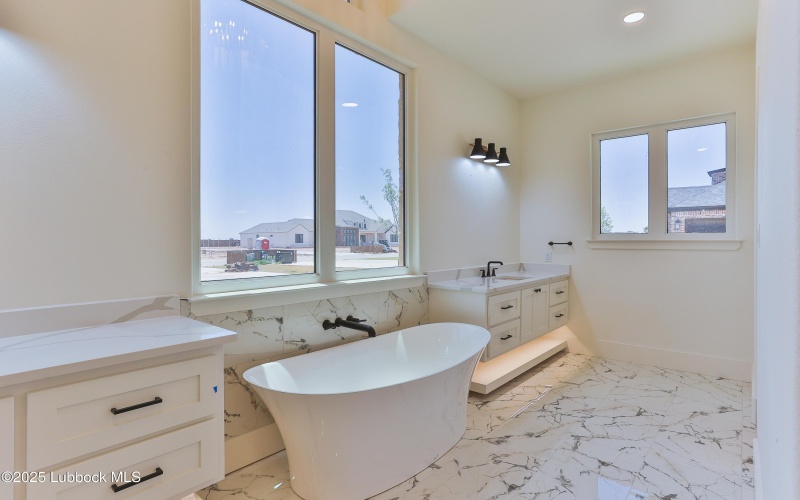5306 CR 7675, Lubbock, TX 79424, 4 Bedrooms Bedrooms, ,5 BathroomsBathrooms,Residential,For Sale,5306 CR 7675,202555039