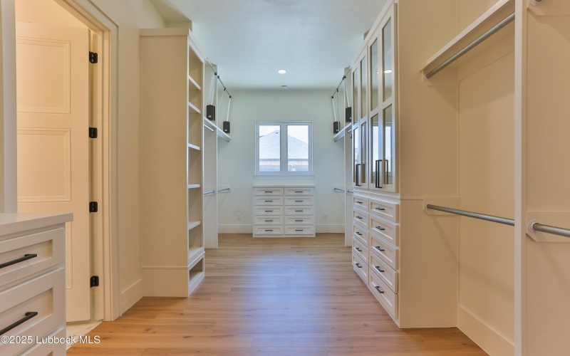 5306 CR 7675, Lubbock, TX 79424, 4 Bedrooms Bedrooms, ,5 BathroomsBathrooms,Residential,For Sale,5306 CR 7675,202555039