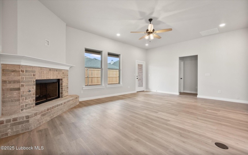 6813 54th Street, Lubbock, TX 79407, 3 Bedrooms Bedrooms, ,2 BathroomsBathrooms,Residential,For Sale,6813 54th Street,202555059