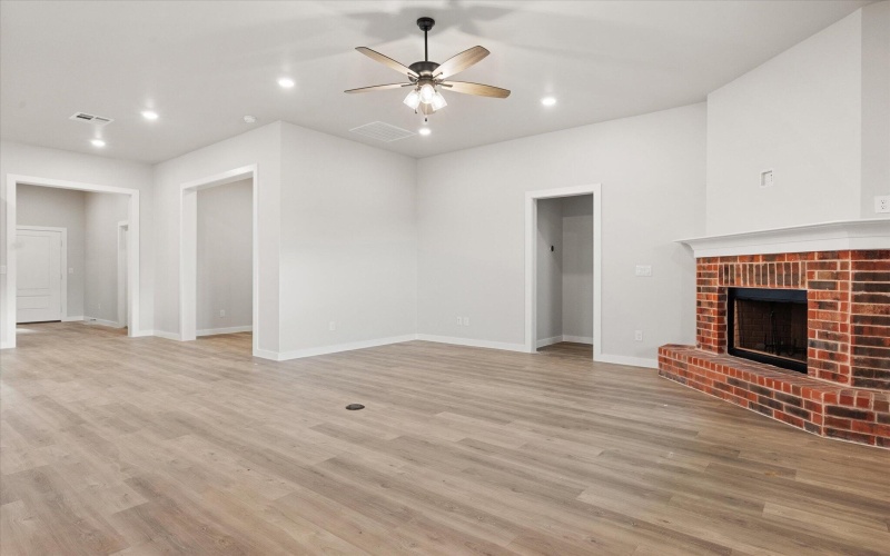 10602 Beaufort Avenue, Lubbock, TX 79424, 4 Habitaciones Habitaciones , ,3 BañosBaños,Residential,En Venta,10602 Beaufort Avenue,202555060