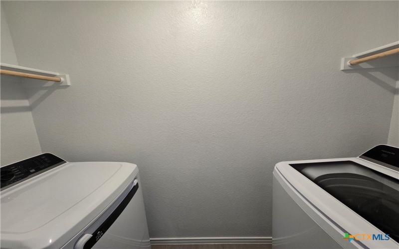104 Burt Rainey Lane, Jarrell, TX 76537, 3 Habitaciones Habitaciones , ,2 BañosBaños,Residential,En Venta,104 Burt Rainey Lane,580714