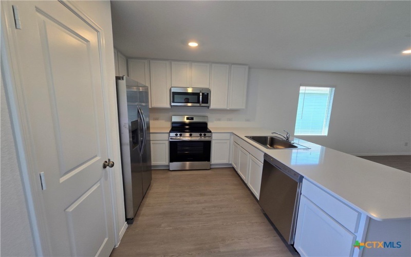 104 Burt Rainey Lane, Jarrell, TX 76537, 3 Habitaciones Habitaciones , ,2 BañosBaños,Residential,En Venta,104 Burt Rainey Lane,580714