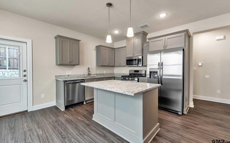 4344 MacNab Dr #30, Tyler, TX 75707, 4 Bedrooms Bedrooms, ,2 BathroomsBathrooms,Residential,For Sale,4344 MacNab Dr #30,25007787