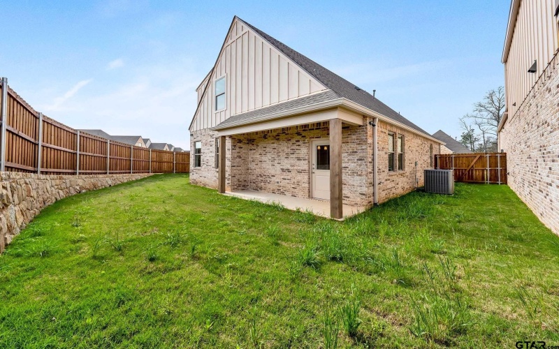 4344 MacNab Dr #30, Tyler, TX 75707, 4 Bedrooms Bedrooms, ,2 BathroomsBathrooms,Residential,For Sale,4344 MacNab Dr #30,25007787