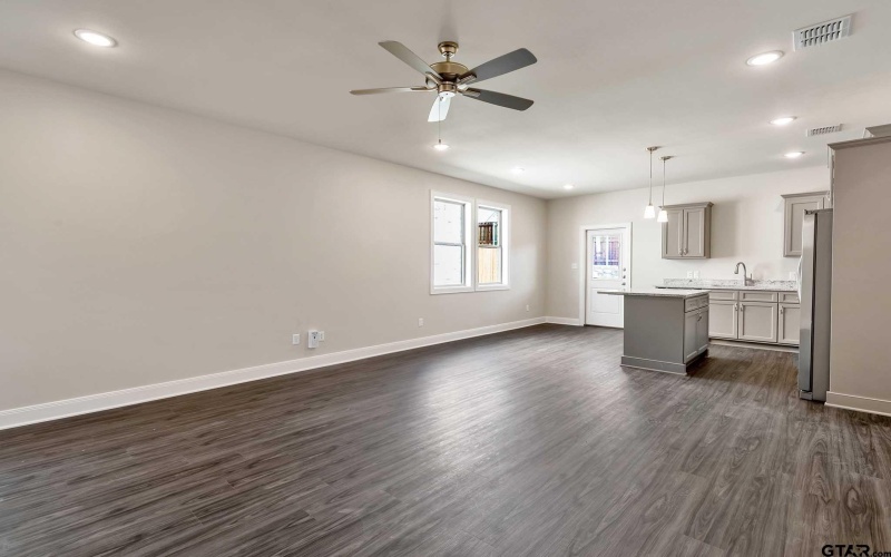 4344 MacNab Dr #30, Tyler, TX 75707, 4 Bedrooms Bedrooms, ,2 BathroomsBathrooms,Residential,For Sale,4344 MacNab Dr #30,25007787