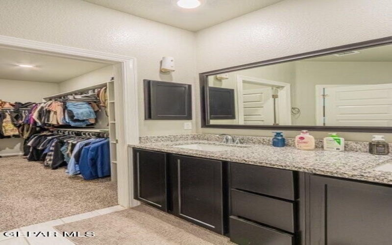 11102 BLAZING STAR Place, El Paso, TX 79934, 4 Habitaciones Habitaciones , ,3 BañosBaños,Residential,En Venta,11102 BLAZING STAR Place,923005