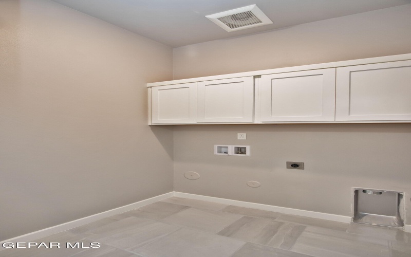 5909 Ruidoso Downs Street, El Paso, TX 79932, 4 Bedrooms Bedrooms, ,3 BathroomsBathrooms,Residential,For Sale,5909 Ruidoso Downs Street,923022