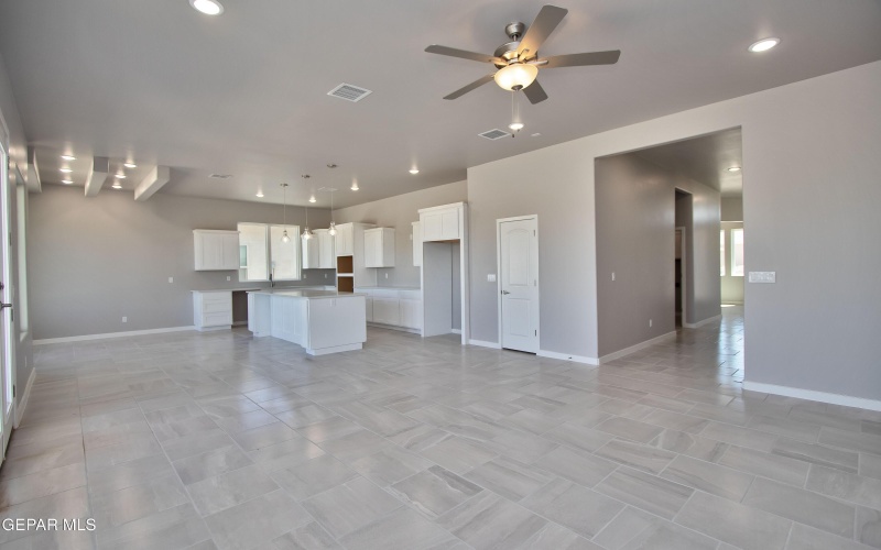 5909 Ruidoso Downs Street, El Paso, TX 79932, 4 Bedrooms Bedrooms, ,3 BathroomsBathrooms,Residential,For Sale,5909 Ruidoso Downs Street,923022