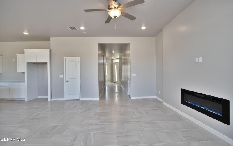5909 Ruidoso Downs Street, El Paso, TX 79932, 4 Bedrooms Bedrooms, ,3 BathroomsBathrooms,Residential,For Sale,5909 Ruidoso Downs Street,923022