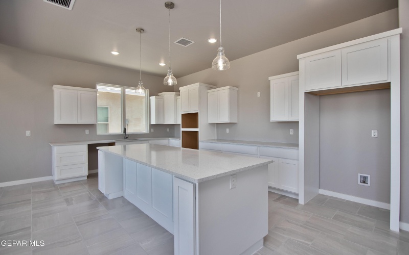 5909 Ruidoso Downs Street, El Paso, TX 79932, 4 Bedrooms Bedrooms, ,3 BathroomsBathrooms,Residential,For Sale,5909 Ruidoso Downs Street,923022