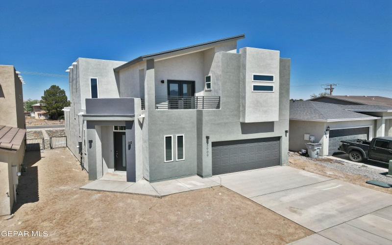 5909 Ruidoso Downs Street, El Paso, TX 79932, 4 Bedrooms Bedrooms, ,3 BathroomsBathrooms,Residential,For Sale,5909 Ruidoso Downs Street,923022
